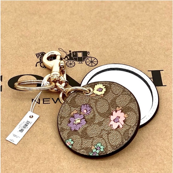 Coach Mirror Key Holder Bag Charm In Signature Canvas With Spaced Floral Print - Picture 7 of 7